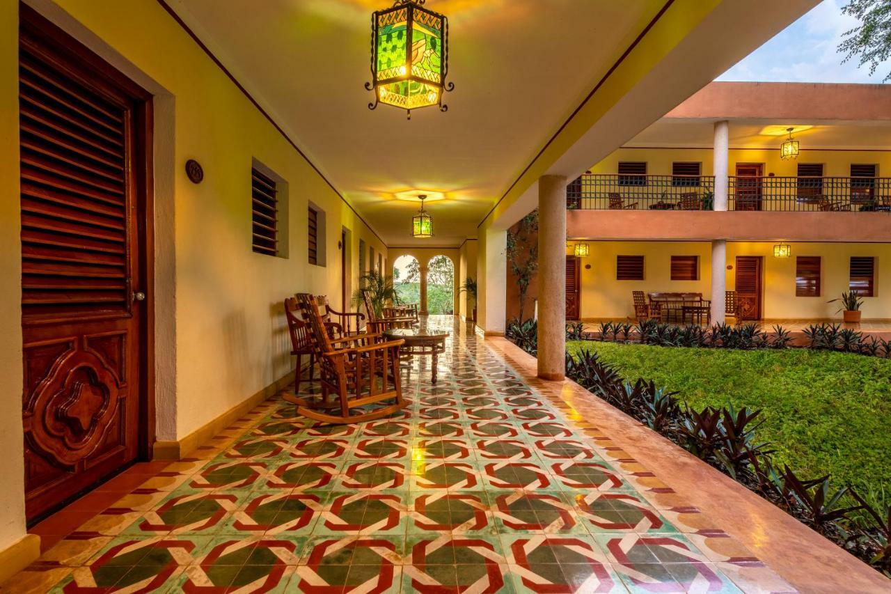 Hotel Hacienda Uxmal Plantation & Museum Exterior foto